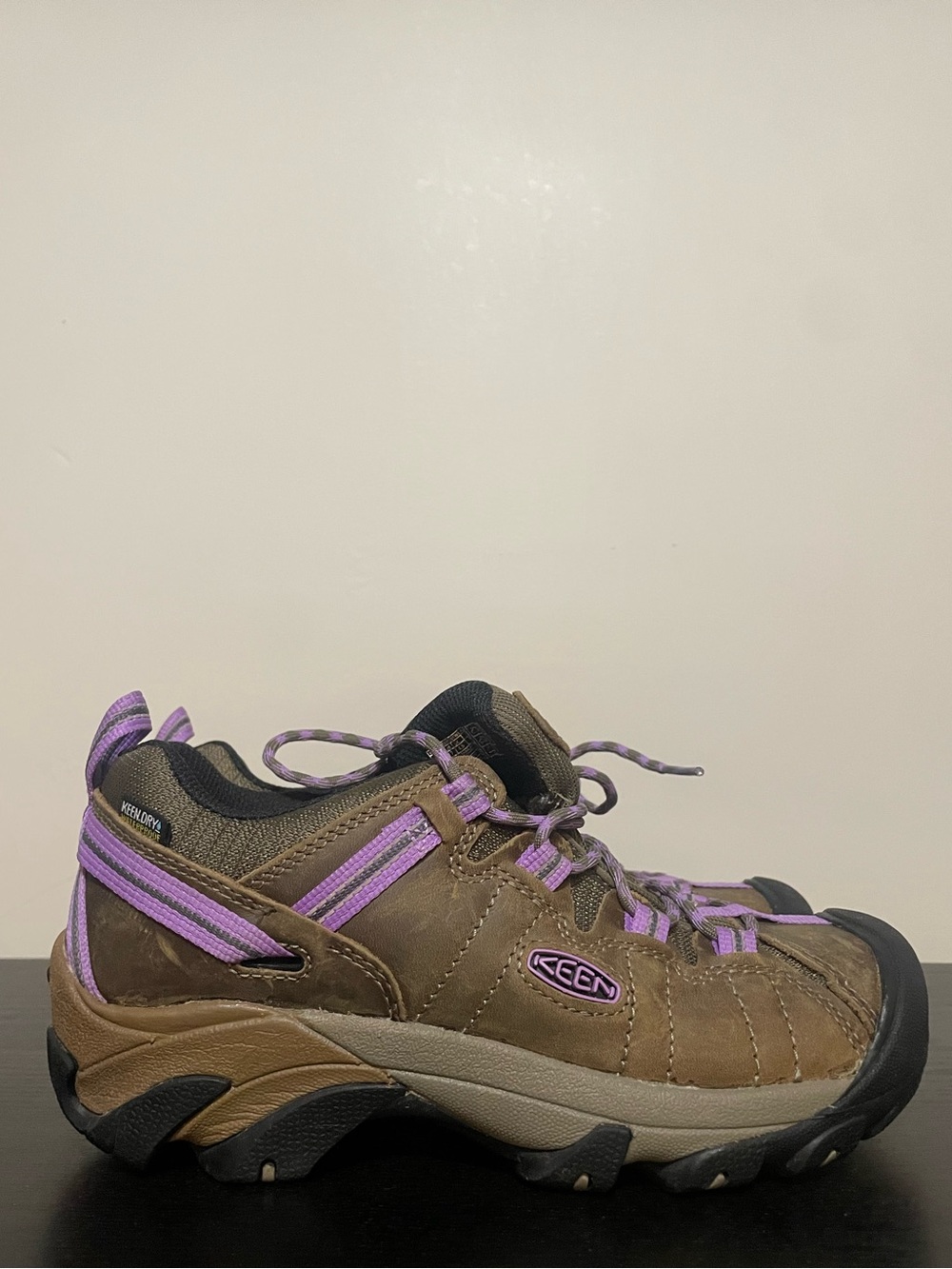 KEEN Targhee Low Waterproof Hiking Shoes | Womens Size 7